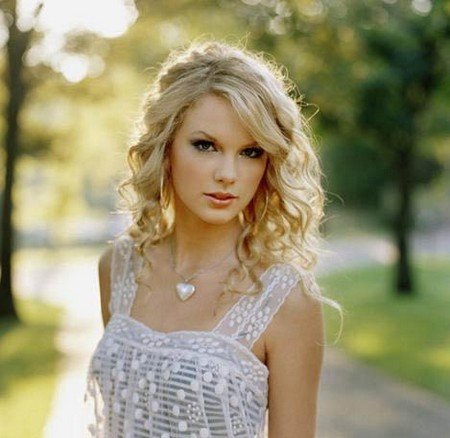 Taylor Swift .