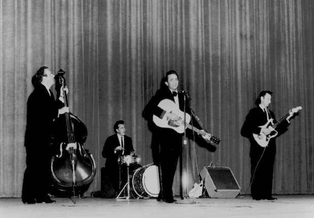 Johnny Cash and The Tennessee Three en 1963